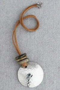 Vintage Hammered Sterling Silver Disc Pendant Soapstone Bead Leather Necklace - Picture 1 of 7