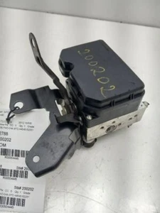Conjunto de actuador y bomba de freno antibloqueo sedán para 12 YARIS - Imagen 1 de 12