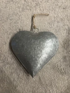"Corazón colgante galvanizado 9""x9"" plata G36" - Imagen 1 de 3