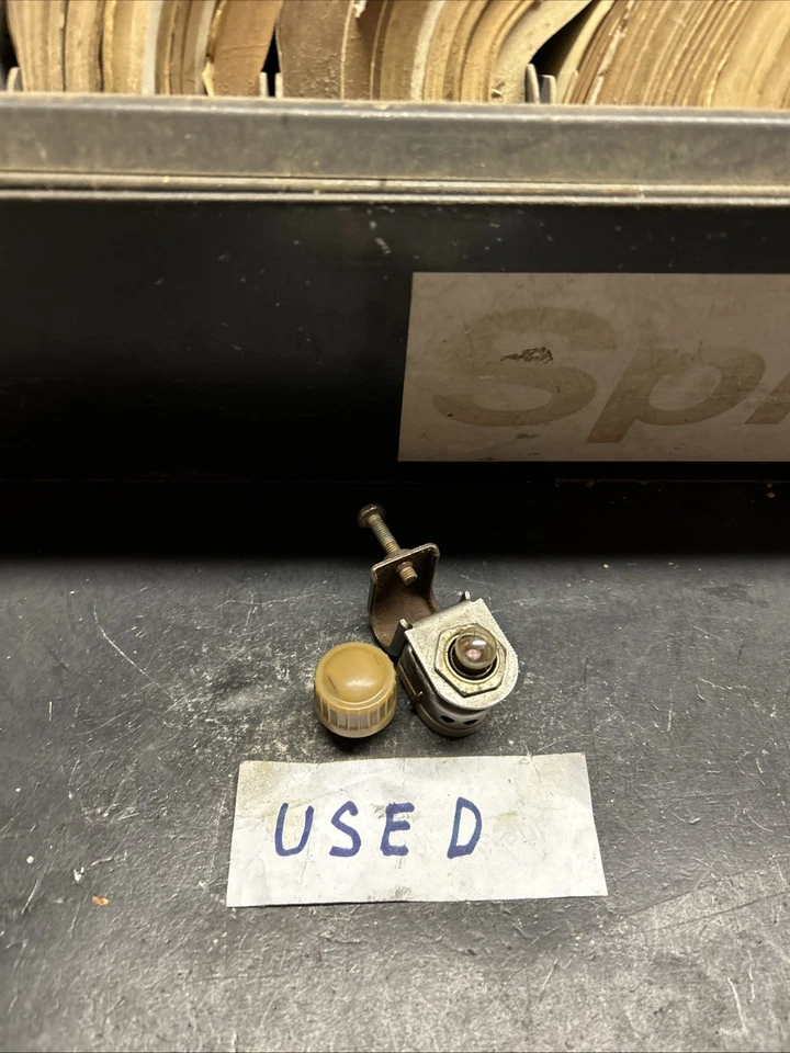 INTERRUPTOR CALENTADOR ARKLES DEBAJO DEL TABLERO DE COLECCIÓN Foto 1 de 4