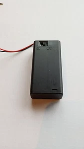 3 Volt Netzteil. 2x AA 3V Batteriehalter mit Deckel und Ein/Aus Schalter - Bild 1 von 4