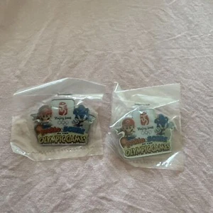 2X Mario & Sonic ai Giochi Olimpici Pechino 2008 Spilla Promozionale Pinback Buttn - Foto 1 di 5