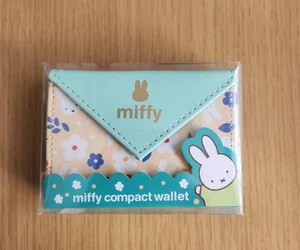 Miffy Mini Wallet - Picture 1 of 5
