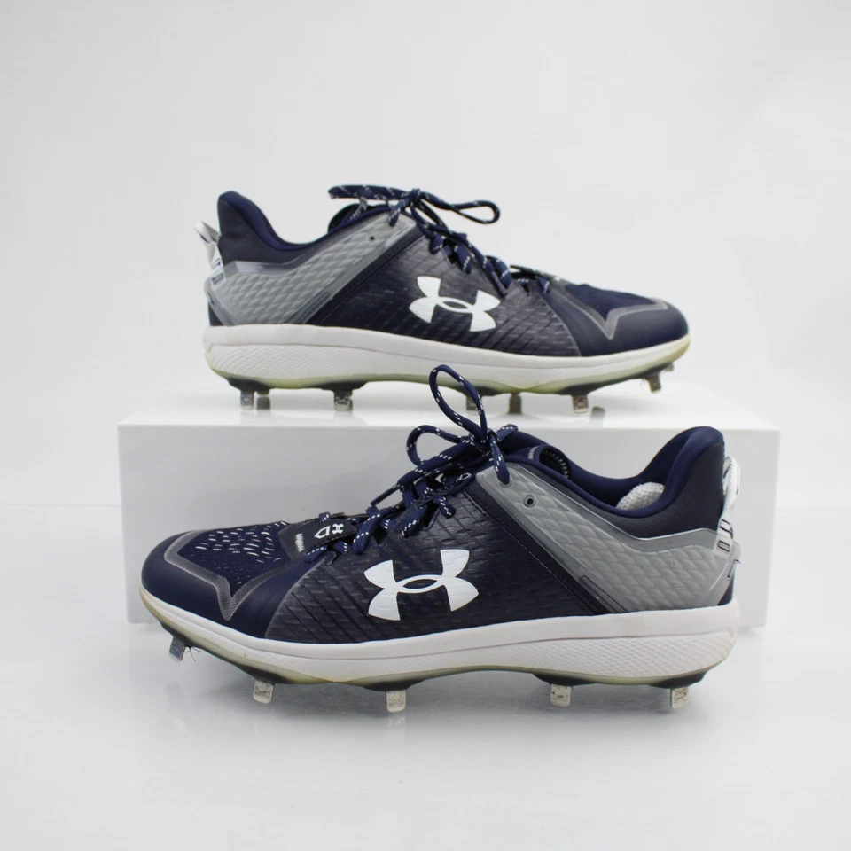 Under Armour Baseball Cleat Men's Navy/White Used - Image 1 of 1