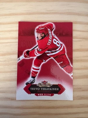 2016-17 Fleer Showcase Red Glow #36 Teuvo Teravainen - Carolina Hurricanes - Image 1 of 2