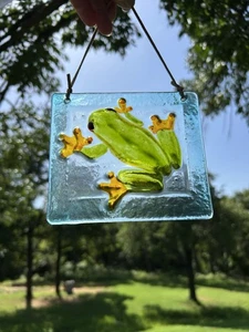 Schmelzglas Kunst Frosch Deko Plakette Wand Fensterbehang Sonnenfänger Handarbeit - Bild 1 von 7