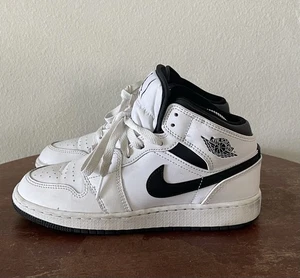 Jordan Unisex Child Big Kid Size 4.5Y DQ8423-132 White - Picture 1 of 13
