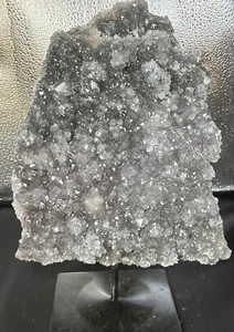 Flor drusa amatista en un soporte - Imagen 1 de 11