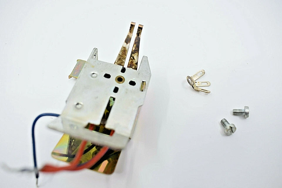 Used MUTING SWITCH ASSEMBLY for Dual 1215s -- EXC - Image 1 of 1