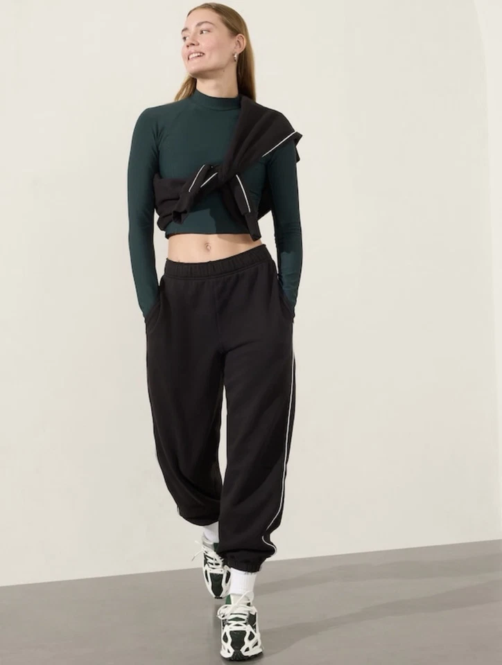 Athleta Forever Fleece High Rise Piping Jogger size LT Black #711194