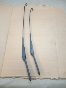 Vauxhall Vivaro Trafic Primastar 1.9 2.0 2.5 Windscreen Wiper Blade Arms 01-2014 - Picture 1 of 6