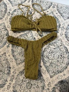 Markenlos 2 Teiler Bikini Grün Strukturiert Small  - Bild 1 von 2