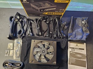 CORSAIR RMx Series RM650x 650W Japanese Caps 80 PLUS GOLD ATX PC Power Supply - Afbeelding 1 van 24