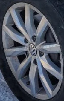 Touareg 2016 rueda original 18x8 10 radios Opt Ch8 Volkswagen Foto 1 de 4