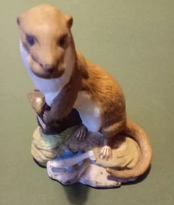 allfretto porcelain Otter Figurine - Picture 1 of 3