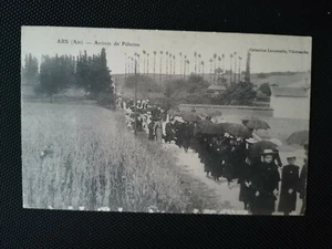 CPA 01 ARS - Arrivée de Pélerins - Imagen 1 de 2