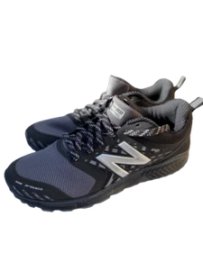 New Balance Response 2.0 MTNTRLG1 Mesh Trail Running Shoe Size 9 Black - Picture 1 of 12