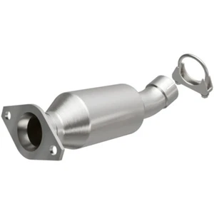 Magnaflow CARB LEGAL Catalytic Converter fits 2012-2016 Toyota Prius C 1.5 - Picture 1 of 10