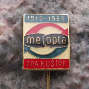 1969 Meopta Cameras ZPA Kosire 50th Anniversary Czech Optics Company Pin Badge - Picture 1 of 2