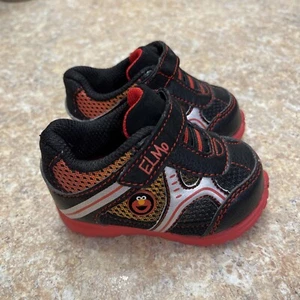 Elmo Baby Tennis Shoes Toddler SZ 2W Red & Black Sneakers Low Top Strap Wide - Picture 1 of 8