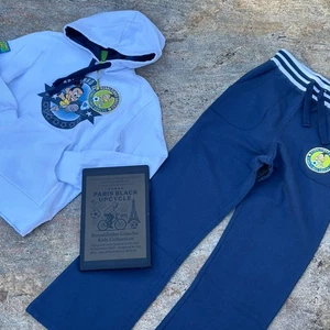 2000s Ronaldinho Gaucho Kids Hoodie & Jogger Set Size 8 Brazil Soccer Authentic - Picture 1 of 18