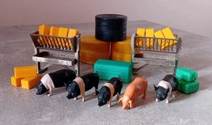 Britains Farm Vintage 1979 BW FEEDS LTD Metall Heu Futterständer Konvolut Heuschweine  - Bild 1 von 13