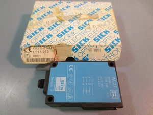 Used SICK WL27 2F430 Sensick Photoeye Proximity Switch Sensor 24vdc - Picture 1 of 10