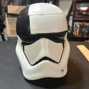 Star Wars Last Jedi Stormtrooper Popcorn Helmet Bucket Lucasfilm VGUC 2017 - Picture 1 of 7