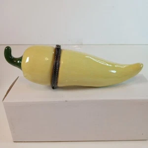Chili Pepper Jalapeno Hinged Ceramic Trinket Box 7" NIB NOS - Picture 1 of 6
