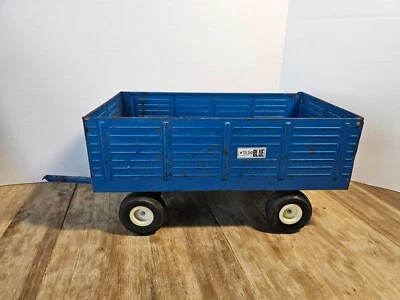 Vintage  1975  ERTL  Big Blue  Pressed Steel Farm Forage Wagon Trailer - Image 1 of 4
