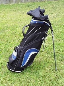 INTECH light weight carry/stand golf bag w/7 dividers dual strap and rain cover