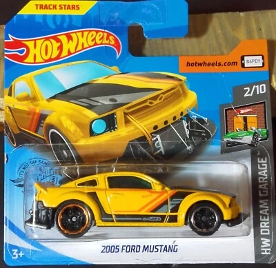 HOT WHEELS 2020 - 2005 FORD MUSTANG - HW DREAM GARAGE GHC22 Yellow Malaysia 1:64 - Immagine 1 di 4