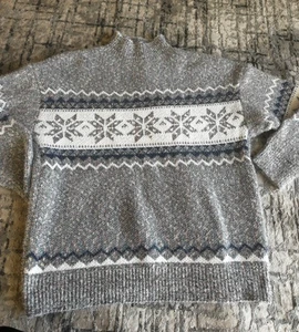 Gemütlicher grauer Pullover von Fair Isle mit Stehkragen - Größe M (markenlos) - Bild 1 von 5