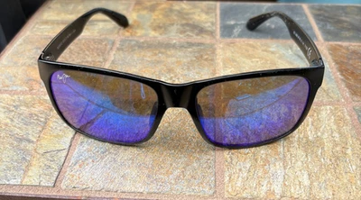 Gafas de sol Maui Jim Red Sands MJ432-2M negro marco cuadrado lentes azules rayadas Foto 1 de 4