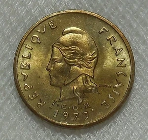 1973 NEW HEBRIDES 2 FRANCS COIN BU UNCIRCULATED - Picture 1 of 2