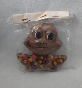 1970's Vintage Macrame Large Frog ~ Ceramic Bead Brown w/ Speckles 5" x 4.5" NOS - Picture 1 of 15