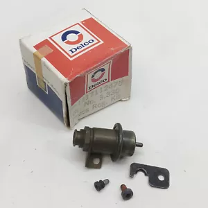 New Genuine GM 17112475 Fuel Pressure Regulator Assembly - Picture 1 of 4