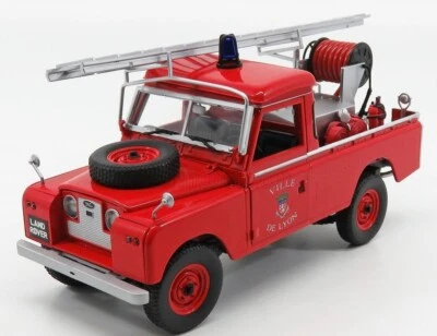 Universal Hobbies Land Rover S2 'Ville De Lyon' 1/18 - Image 1 of 4