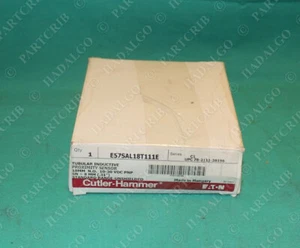 Cutler-Hammer, E57SAL18T11E, Proximity Sensor Sensor 10-30VDC Eaton NEW - Picture 1 of 3