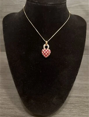 Novo na caixa pingente de trava de coração esmalte vermelho Suzanne Somers e corrente de caixa Vermeil ouro 18” - Imagem 1 de 4