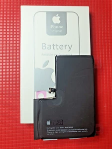 BATTERIA 100% ORIGINALE APPLE IPHONE 14 PRO MAX NUOVA CON 0 CICLI  + ADESIVO - Foto 1 di 2