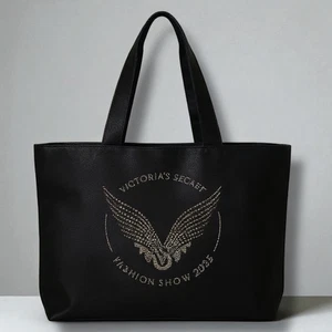 Victoria Secret 2025 Fashion Show Tote Bag - Bild 1 von 3
