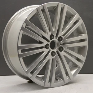 VOLKSWAGEN VW POLO GTI SILVER 17" ALLOY WHEEL RIM 7J 6R0601025AD88Z GENUINE X1 - Picture 1 of 14