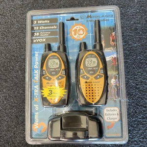 Midland GXT 325vp3 Two Way Radio Value Pack 10 Mile Range 22 Channels eVOX - Picture 1 of 4