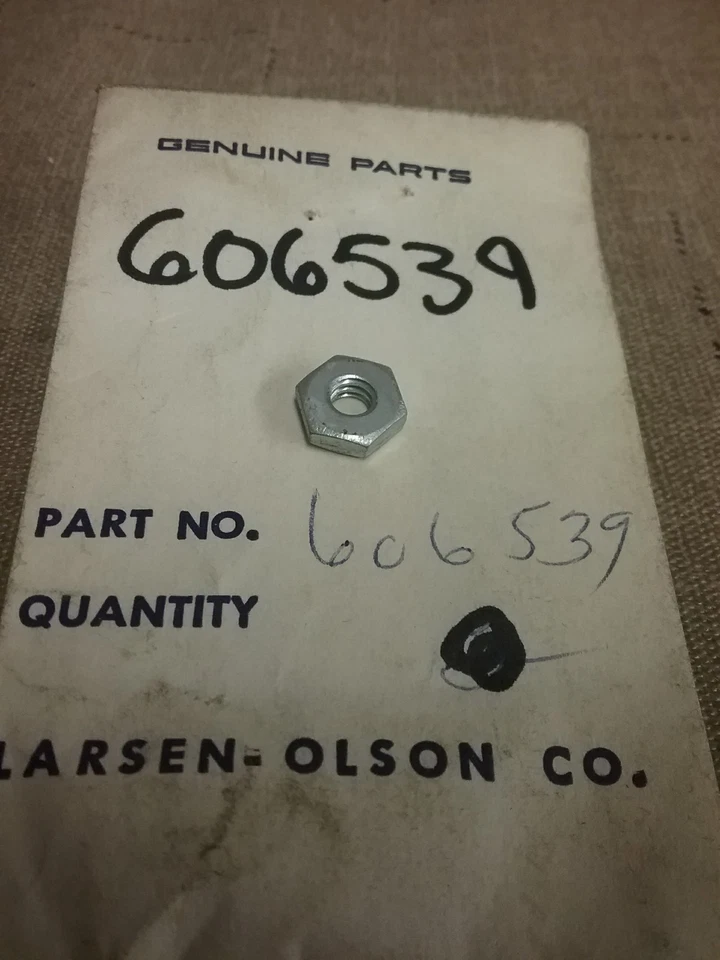 Tuerca LawnBoy 606539 genuina nueva Foto 1 de 1