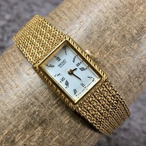 Vtg Seiko Women 1F20-5A59 Fashion Gold Milanese Band Tank Quartz Watch 5 1/2" - Picture 1 of 11