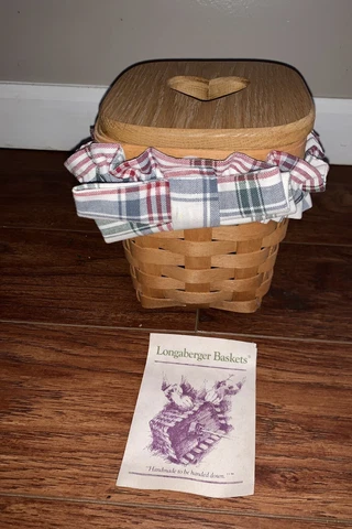 Longaberger 1994 Small Spoon Basket W/ Heart Lid & Plaid Wrap Tissue Box 6.5" Cover