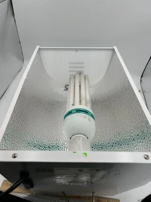 Luminaria Agrobrite Hydrofarm Serie FL 120v Luz de Crecimiento Fluorescente Jardín Foto 1 de 4