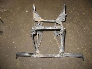 86 HONDA CH250 ELITE CH 250 RADIATOR MOUNTING BRACKET - Bild 1 von 3