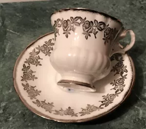 Vintage Society Fine Bone China Teacup & Saucer Set Yellow Daffodil - Picture 1 of 5